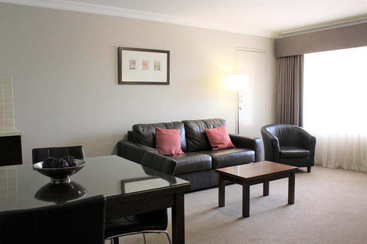 וואגה וואגה Carlyle Suites & Apartments מראה חיצוני תמונה
