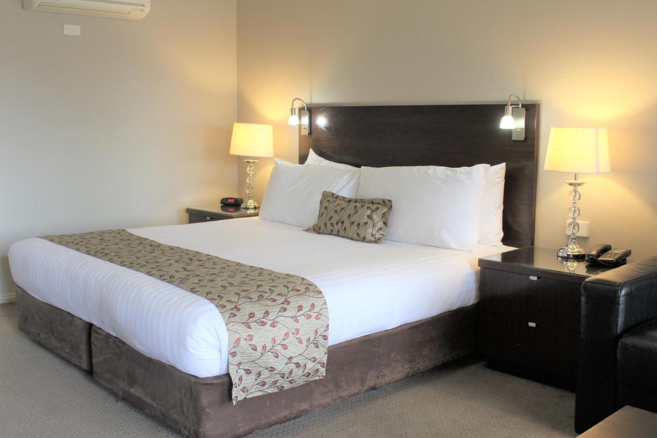 וואגה וואגה Carlyle Suites & Apartments מראה חיצוני תמונה