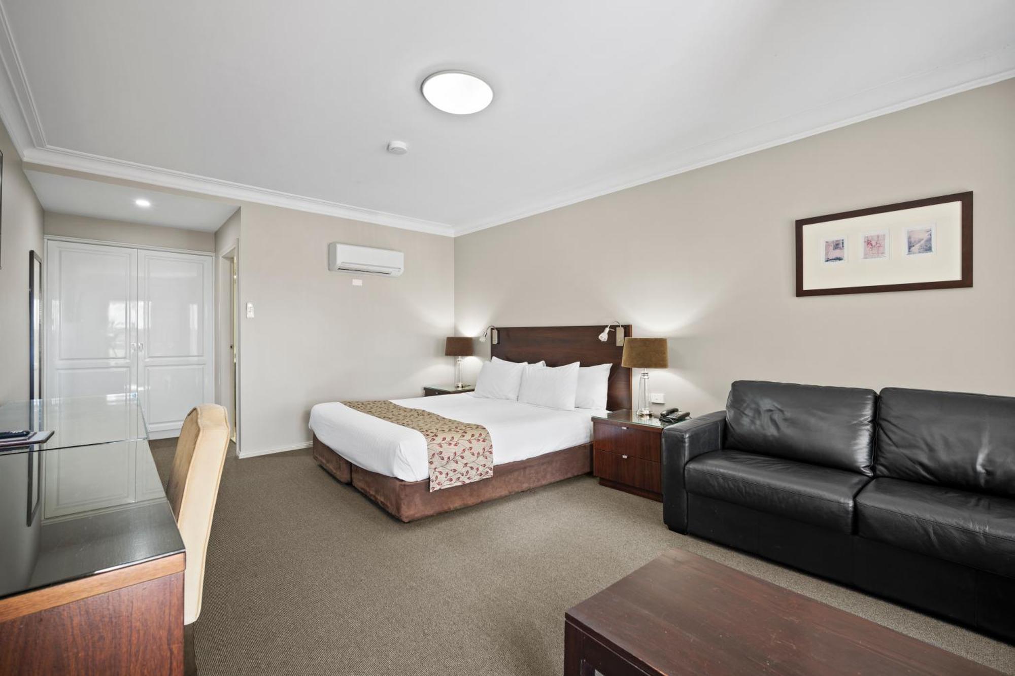 וואגה וואגה Carlyle Suites & Apartments מראה חיצוני תמונה