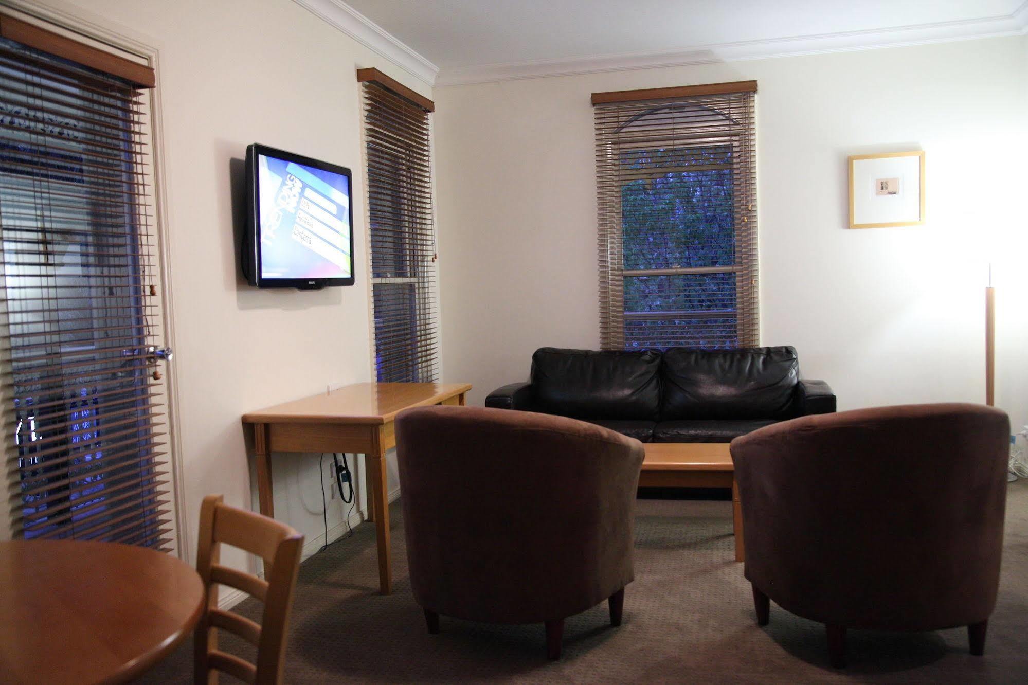 וואגה וואגה Carlyle Suites & Apartments מראה חיצוני תמונה